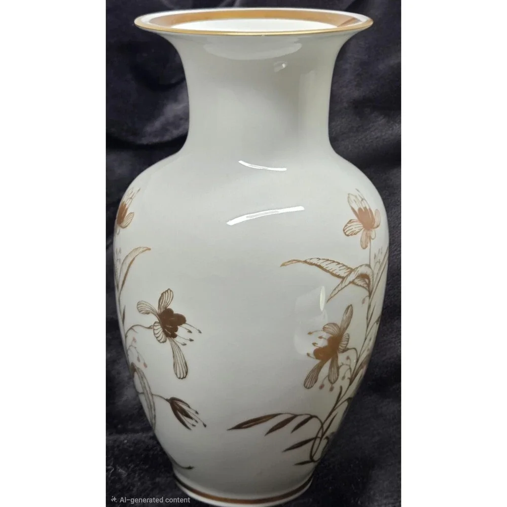 Vintage Reichenbach Fine China Porcelain Vase White and Gold Floral Lily Gilt Ur